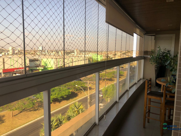 Imóvel com 3 Quartos à Venda, 212 m² em Residencial Amazonas - Franca