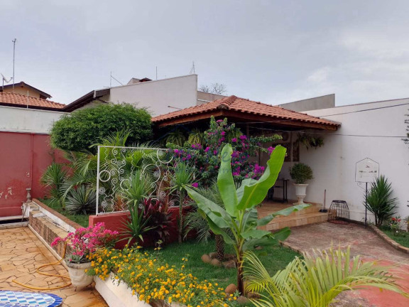 Casa com 5 Quartos à Venda, 720 m² em Cidade Jardim - Pirassununga