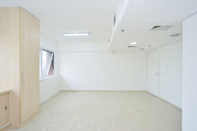 Sala Comercial à Venda, 28 m² em Bela Vista - São Paulo