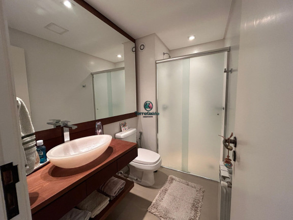 Imagem Apartamento com 2 Quartos para Alugar, 80 m² em Bavária - Gramado Imagem Apartamento com 2 Quartos para Alugar, 80 m² em Bavária - Gramado