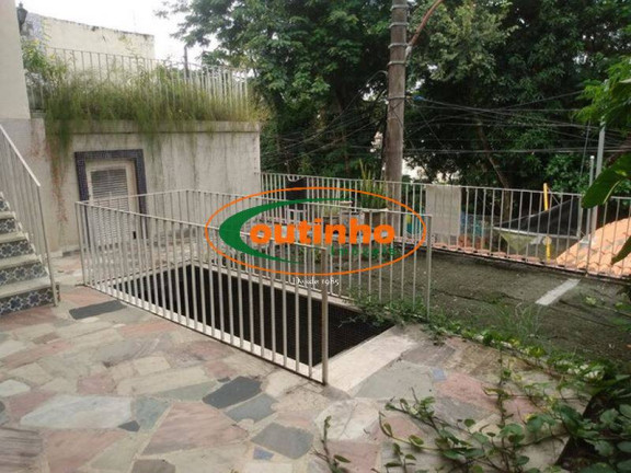 Casa com 3 Quartos à Venda, 500 m² em Grajaú - Rio De Janeiro