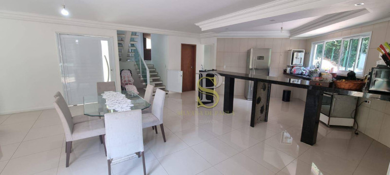 Imagem Casa com 4 Quartos à Venda, 400 m² em Serra Da Cantareira - Mairiporã Imagem Casa com 4 Quartos à Venda, 400 m² em Serra Da Cantareira - Mairiporã