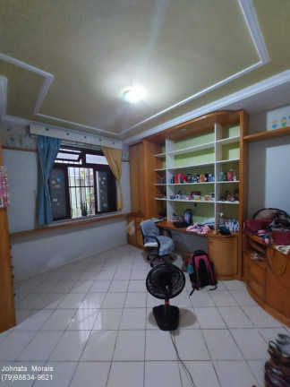 Imagem Casa com 4 Quartos à Venda, 310 m² em Atalaia - Aracaju Imagem Casa com 4 Quartos à Venda, 310 m² em Atalaia - Aracaju