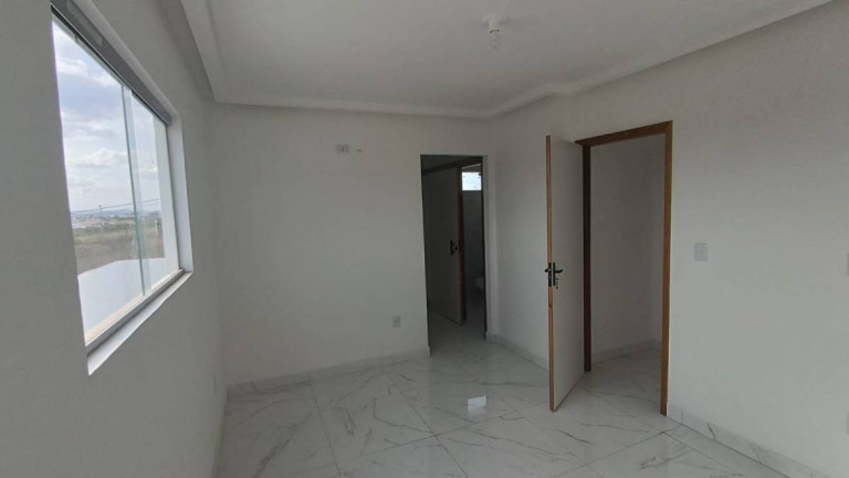 Imagem Casa com 3 Quartos à Venda, 130 m²