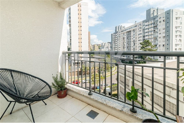 Imagem Apartamento com 2 Quartos à Venda, 68 m² em Passo Da Areia - Porto Alegre Imagem Apartamento com 2 Quartos à Venda, 68 m² em Passo Da Areia - Porto Alegre