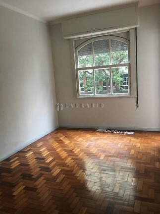 Imagem Apartamento com 3 Quartos à Venda, 90 m² em Copacabana - Rio De Janeiro Imagem Apartamento com 3 Quartos à Venda, 90 m² em Copacabana - Rio De Janeiro