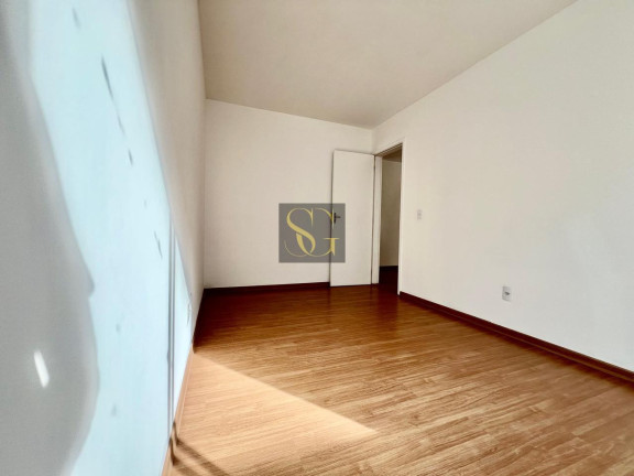 Imagem Apartamento com 2 Quartos à Venda, 50 m² em Pimenteiras - Teresópolis