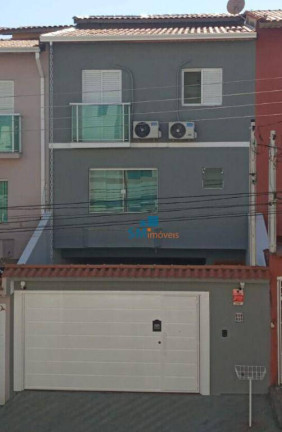 Sobrado com 3 Quartos à Venda, 133 m² em Vila Bastos - Santo André