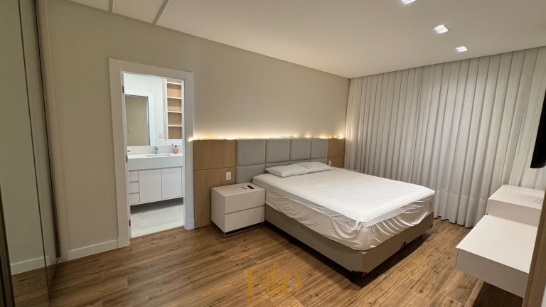Imagem Apartamento com 4 Quartos à Venda, 182 m² em Meia Praia - Itapema Imagem Apartamento com 4 Quartos à Venda, 182 m² em Meia Praia - Itapema