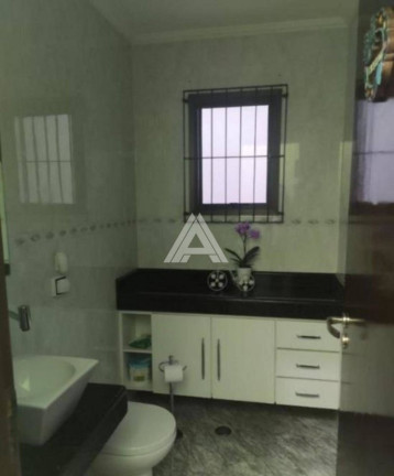 Imagem Sobrado com 4 Quartos à Venda, 400 m² em Vila Curuçá - Santo André