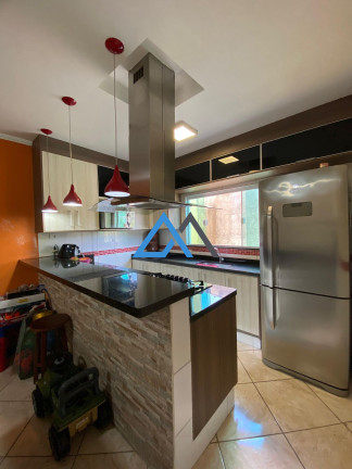 Casa com 6 Quartos à Venda, 230 m² em Luiz Fagundes - Mairiporã
