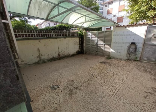 Imagem Casa com 3 Quartos à Venda, 215 m² em Ponta Da Praia - Santos Imagem Casa com 3 Quartos à Venda, 215 m² em Ponta Da Praia - Santos