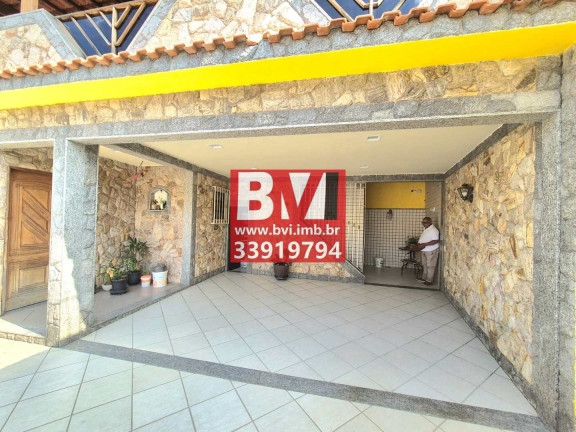 Casa com 2 Quartos à Venda, 292 m² em Vila Kosmos - Rio De Janeiro