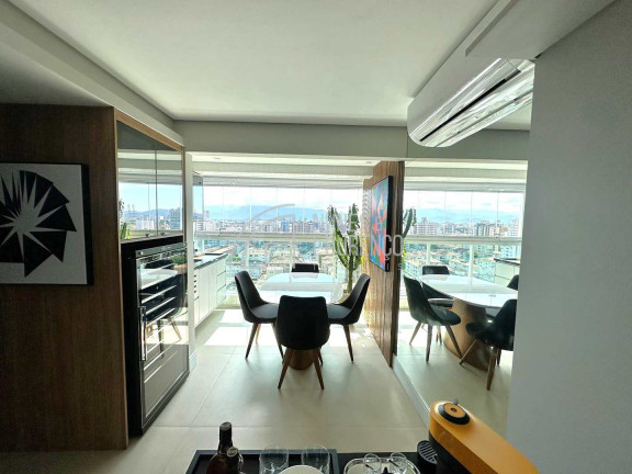 Imagem Apartamento com 2 Quartos à Venda, 68 m² em Embaré - Santos