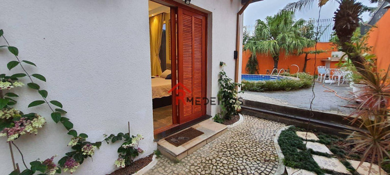 Imagem Casa com 3 Quartos à Venda, 250 m² em Balneário Flórida - Praia Grande Imagem Casa com 3 Quartos à Venda, 250 m² em Balneário Flórida - Praia Grande