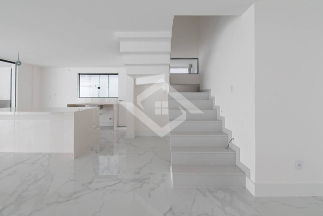 Imagem Casa com 4 Quartos à Venda, 317 m² em Recreio Dos Bandeirantes - Rio De Janeiro Imagem Casa com 4 Quartos à Venda, 317 m² em Recreio Dos Bandeirantes - Rio De Janeiro
