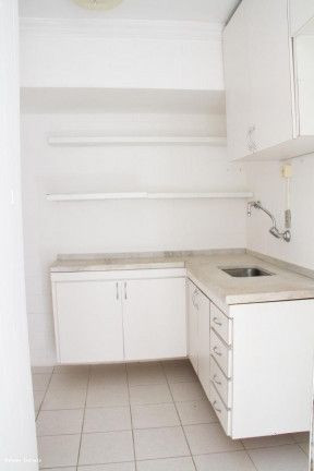 Imagem Imóvel com 3 Quartos à Venda, 64 m² em Vila Andrade - São Paulo