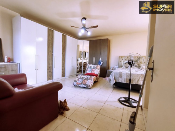 Imagem Casa com 3 Quartos à Venda, 300 m² em Areal - Pelotas Imagem Casa com 3 Quartos à Venda, 300 m² em Areal - Pelotas