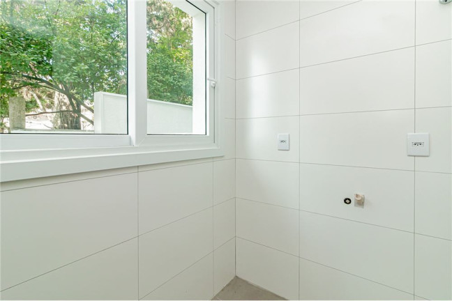 Imagem Imóvel com 3 Quartos à Venda, em Menino Deus - Porto Alegre Imagem Imóvel com 3 Quartos à Venda, em Menino Deus - Porto Alegre