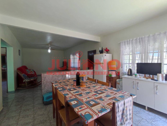 Imagem Casa com 2 Quartos à Venda, 325 m² em Costeira - Balneário Barra Do Sul Imagem Casa com 2 Quartos à Venda, 325 m² em Costeira - Balneário Barra Do Sul