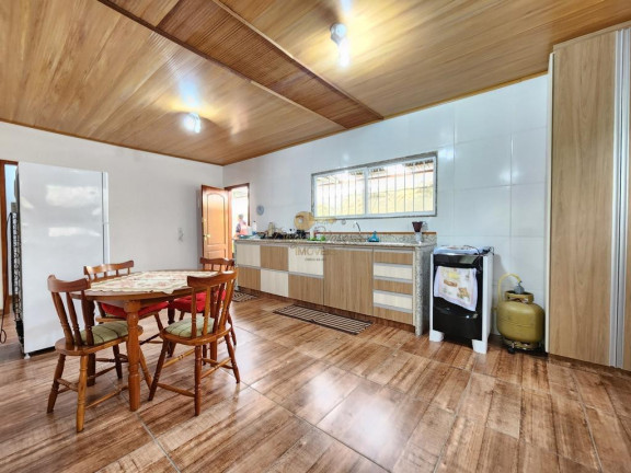 Imagem Casa com 2 Quartos à Venda, 120 m² em Pessegueiros - Teresópolis
