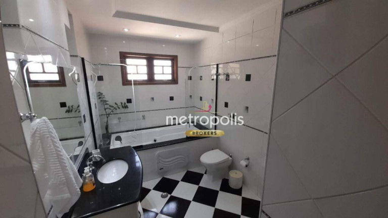 Imagem Sobrado com 3 Quartos à Venda, 300 m² em Santa Paula - São Caetano Do Sul Imagem Sobrado com 3 Quartos à Venda, 300 m² em Santa Paula - São Caetano Do Sul