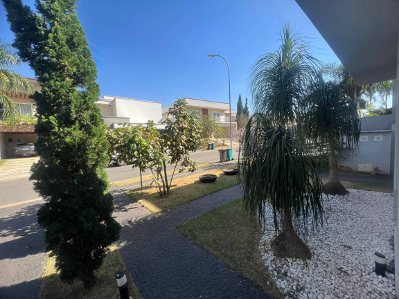 Imagem Casa com 4 Quartos à Venda, 230 m² em Jardins Verona - Goiânia