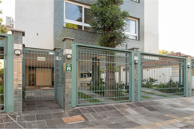 Imagem Imóvel com 2 Quartos à Venda,  em Santa Maria Goretti - Porto Alegre