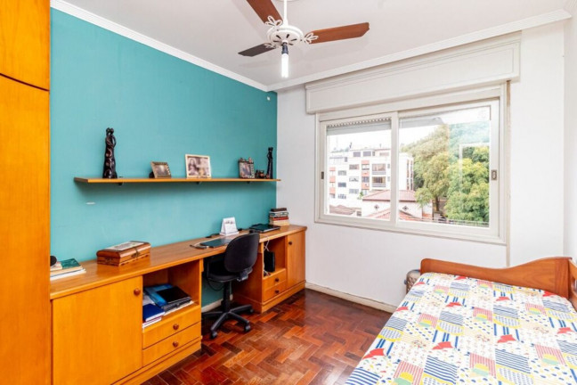 Imagem Imóvel com 3 Quartos à Venda, 100 m² em Menino Deus - Porto Alegre Imagem Imóvel com 3 Quartos à Venda, 100 m² em Menino Deus - Porto Alegre