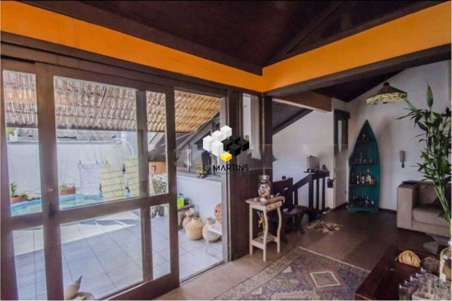 Imagem Cobertura com 3 Quartos à Venda, 210 m² em Menino Deus - Porto Alegre Imagem Cobertura com 3 Quartos à Venda, 210 m² em Menino Deus - Porto Alegre