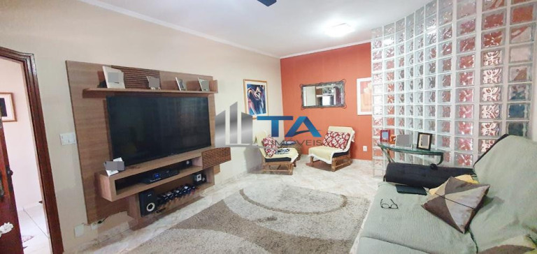 Imagem Casa com 4 Quartos à Venda, 220 m² em Jardim Aurélia - Campinas