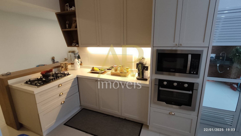 Imagem Apartamento com 3 Quartos à Venda, 179 m² em Centro - Palhoça