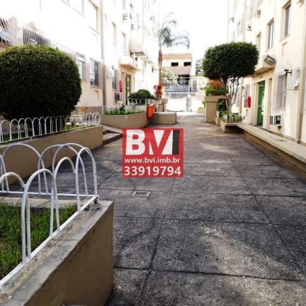 Imagem Apartamento com 2 Quartos à Venda, 50 m² em Irajá - Rio De Janeiro