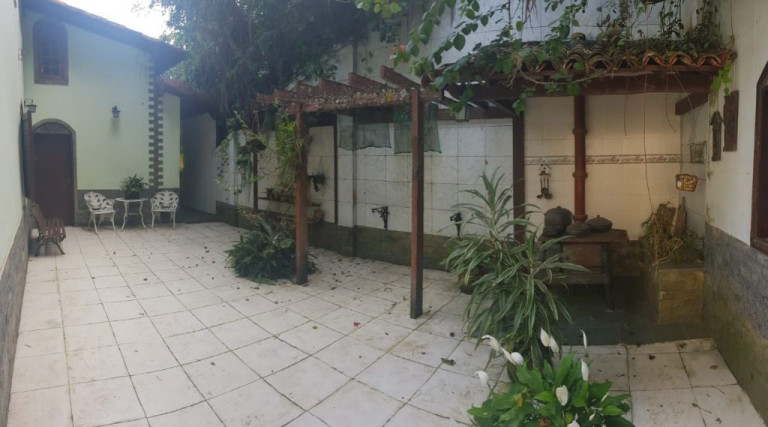 Imagem Casa com 5 Quartos à Venda, 300 m² em Itaipu - Niterói