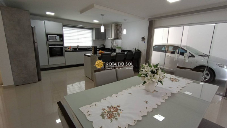 Imagem Casa com 3 Quartos à Venda, 166 m² em Bombas - Bombinhas