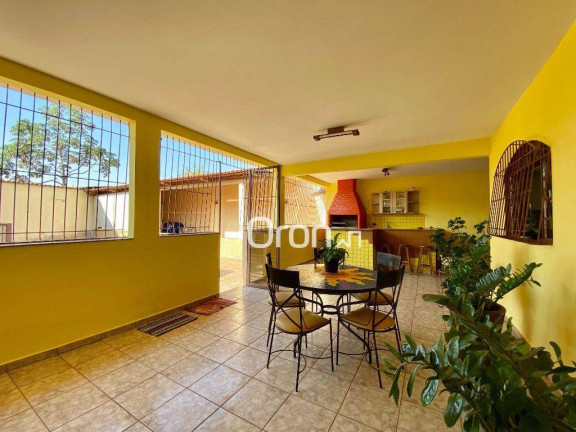 Imagem Sobrado com 5 Quartos à Venda, 420 m² em Santa Genoveva - Goiânia Imagem Sobrado com 5 Quartos à Venda, 420 m² em Santa Genoveva - Goiânia