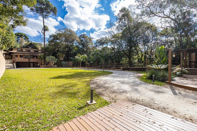Imagem Casa com 3 Quartos à Venda, 600 m² em Cascatinha - Curitiba Imagem Casa com 3 Quartos à Venda, 600 m² em Cascatinha - Curitiba