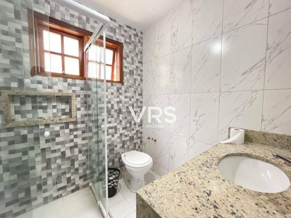 Imagem Casa com 4 Quartos à Venda, 275 m² em Três Córregos - Teresópolis Imagem Casa com 4 Quartos à Venda, 275 m² em Três Córregos - Teresópolis