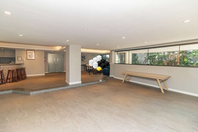 Imagem Apartamento com 2 Quartos à Venda, 70 m² em Mont Serrat - Porto Alegre Imagem Apartamento com 2 Quartos à Venda, 70 m² em Mont Serrat - Porto Alegre