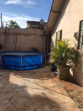 Imagem Casa com 3 Quartos à Venda, 211 m² em Núcleo Habitacional Vereador Edson Francisco Da Silva - Bauru
