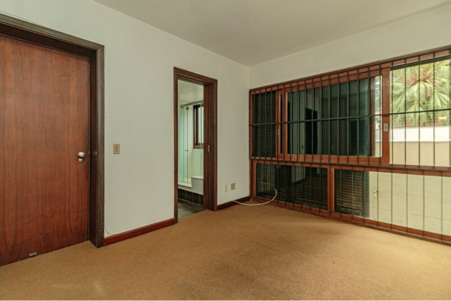 Imagem Apartamento com 3 Quartos à Venda, 135 m² em Moinhos De Vento - Porto Alegre Imagem Apartamento com 3 Quartos à Venda, 135 m² em Moinhos De Vento - Porto Alegre