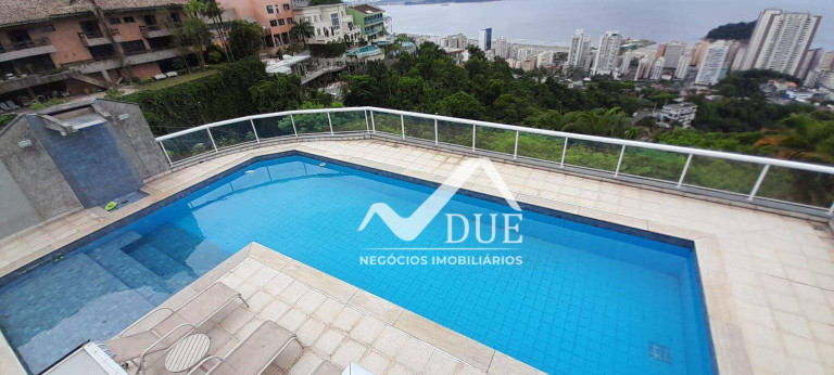 Imagem Casa com 4 Quartos à Venda, 516 m² em Marapé - Santos Imagem Casa com 4 Quartos à Venda, 516 m² em Marapé - Santos