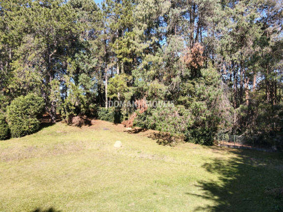 Imagem Terreno à Venda, 1.070 m² em Região Do Alto Da Boa Vista - Campos Do Jordão Imagem Terreno à Venda, 1.070 m² em Região Do Alto Da Boa Vista - Campos Do Jordão