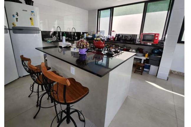 Imagem Casa de Condomínio com 4 Quartos à Venda, 199 m² em Guarajuba - Camaçari Imagem Casa de Condomínio com 4 Quartos à Venda, 199 m² em Guarajuba - Camaçari