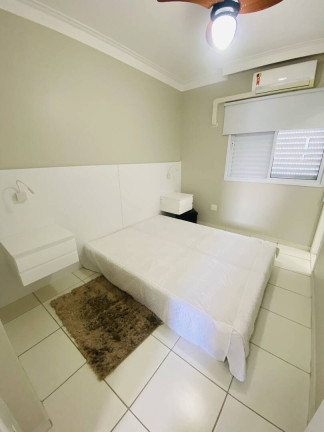 Imagem Apartamento com 2 Quartos à Venda, 70 m² em Mirim - Praia Grande