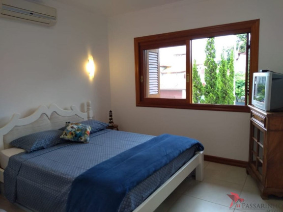 Imagem Casa com 3 Quartos à Venda, 337 m² em Centenário - Torres Imagem Casa com 3 Quartos à Venda, 337 m² em Centenário - Torres