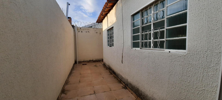 Imagem Casa com 2 Quartos à Venda, 58 m² em São Pedro - Esmeraldas