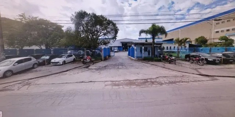 Imóvel à Venda, 3.700 m² em Loteamento Industrial Coral - Mauá