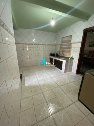 Imagem Casa com 3 Quartos à Venda, 180 m² em Restinga - Porto Alegre