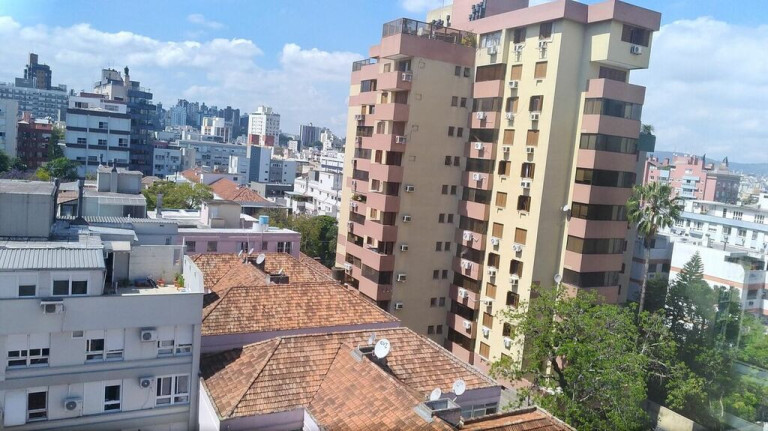 Imagem Apartamento com 1 Quarto à Venda, 52 m² em Independência - Porto Alegre